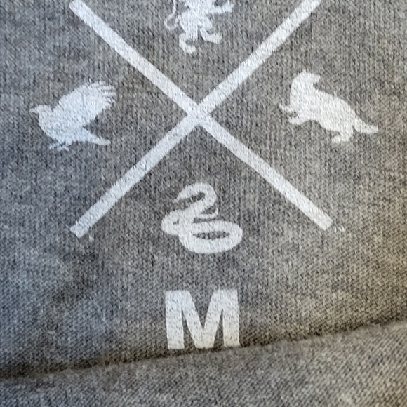 Harry Potter shirt Size Medium gray - Picture 3 of 8